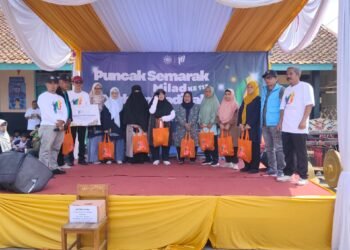 Puncak Milad ke-113 PCM Panawuan Garut Gelar Jalan Sehat Hingga Peluncuran Balon Udara, di Hadiri Ribuan Peserta